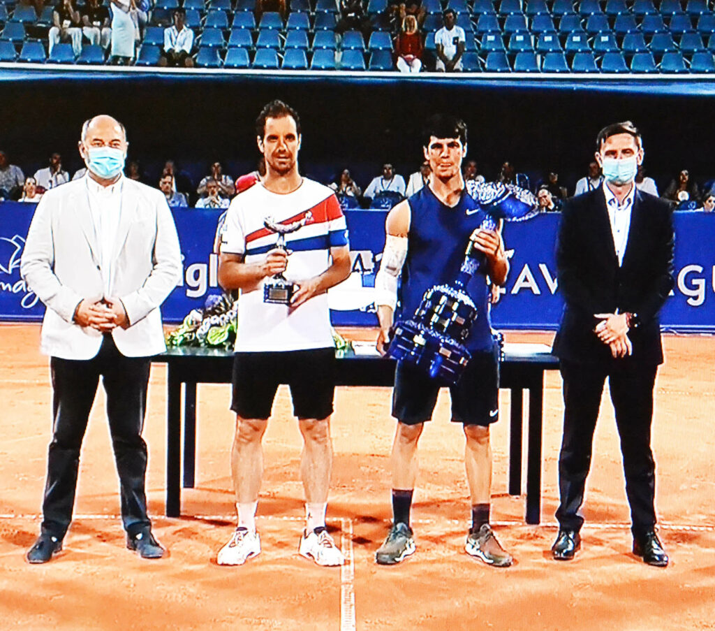 Let's settle once and for all : how tall is Alcaraz? | Talk Tennis